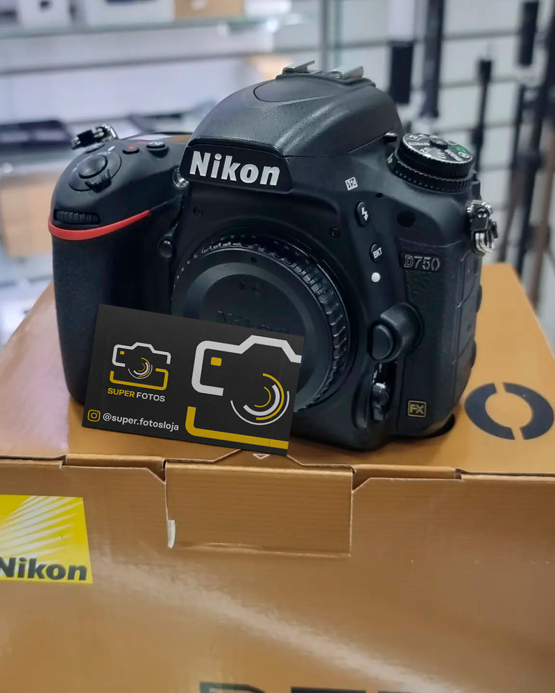 CAMERA NIKON D750 SEMI NOVA CORPO + ACESSÓRIOS