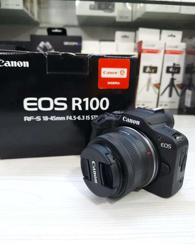 Canon EOS R100 + 18-45mm F4 IS STM